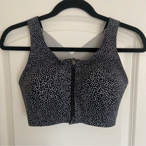 Lululemon DD34 sports bra front zip
